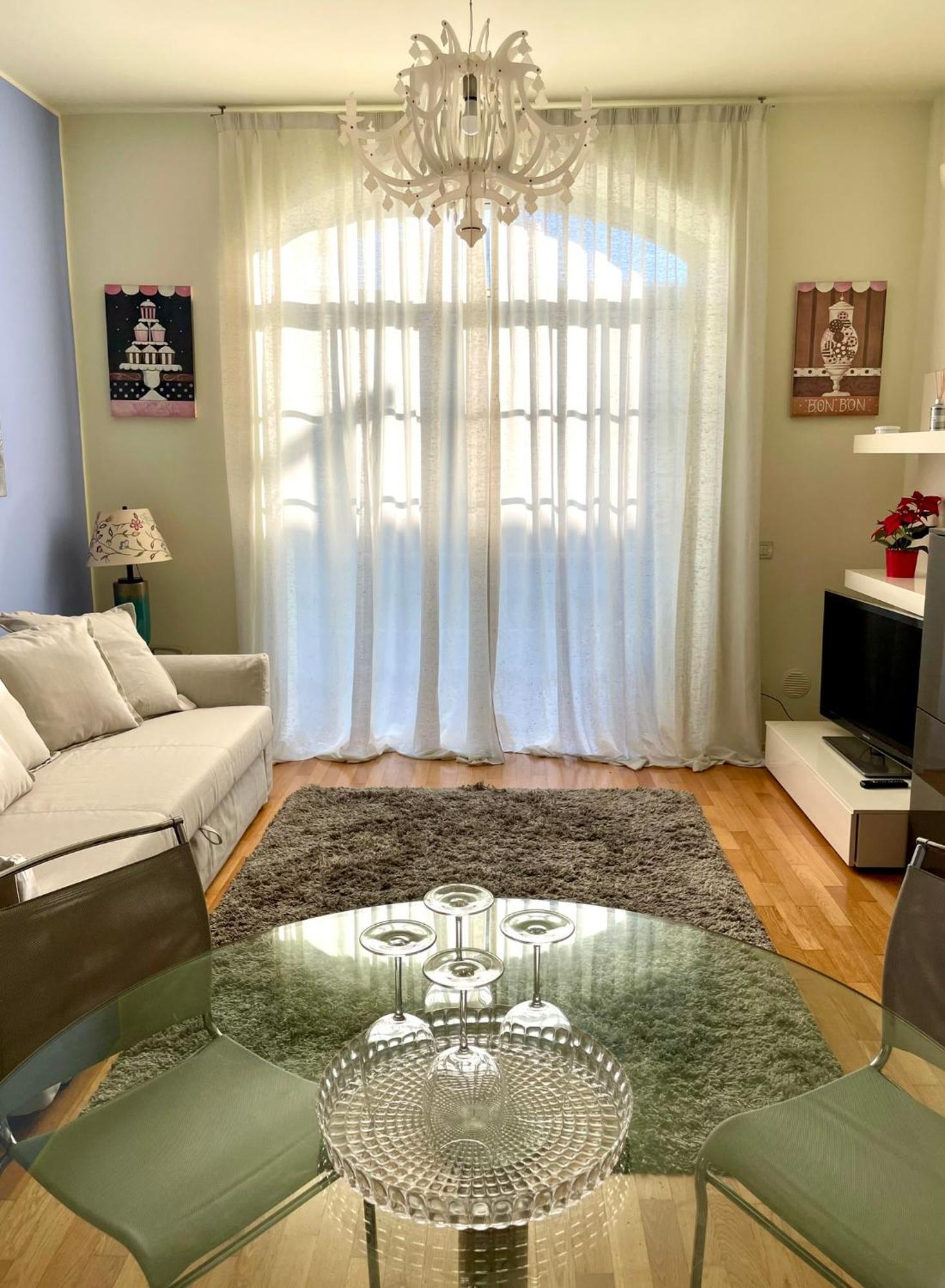 Luxury Four-Room Apartment In Monza Centro - 2 Min Walk To Train Station Buitenkant foto